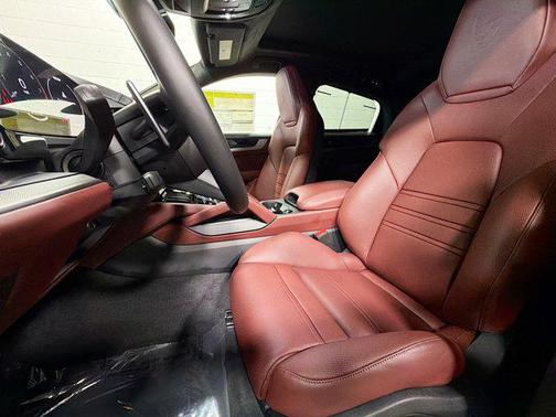 2026 Porsche Cayenne Cayenne S E-Hybrid