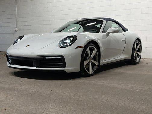 2020 Porsche 911 Carrera