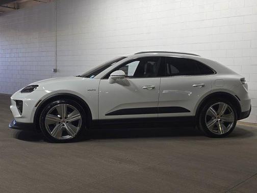2024 Porsche Macan 4