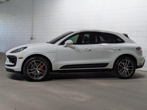 2022 Porsche Macan S
