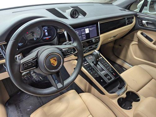 2022 Porsche Macan S