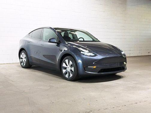 2024 Tesla Model Y Long Range Dual Motor All-Wheel Drive