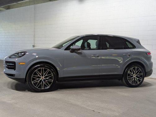 2025 Porsche Cayenne AWD