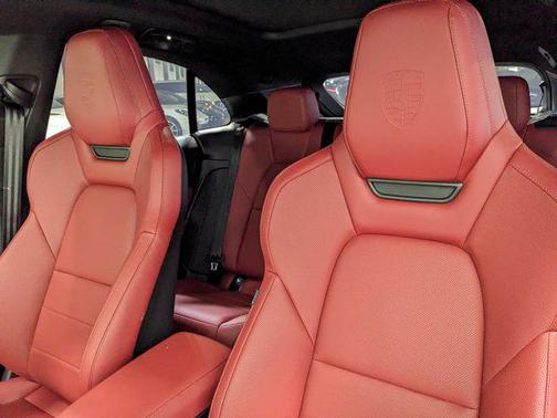2025 Porsche Macan 4S