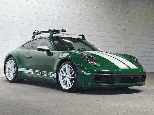 2021 Porsche 911 Carrera