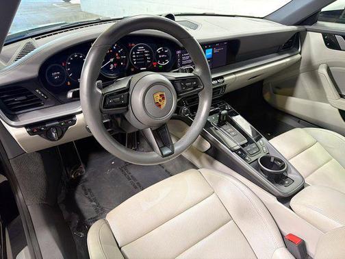 2021 Porsche 911 Carrera