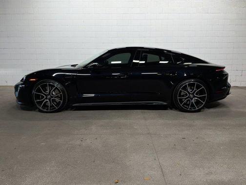 2024 Porsche Taycan 4S