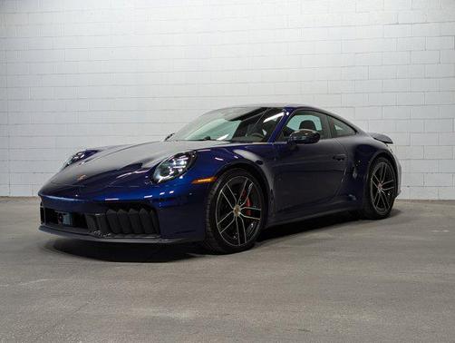 2025 Porsche 911 Carrera
