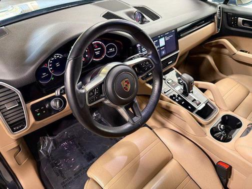 2020 Porsche Cayenne Cayenne