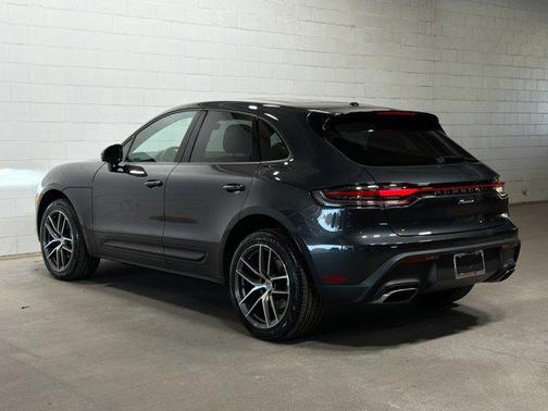 2025 Porsche Macan 