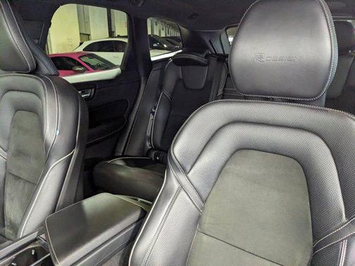 2019 Volvo XC60 T5 R-Design