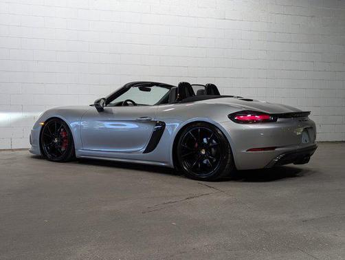 2023 Porsche 718 Boxster S