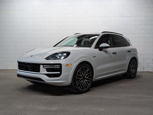 2025 Porsche Cayenne Turbo