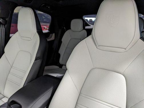 2025 Porsche Cayenne E-Hybrid S