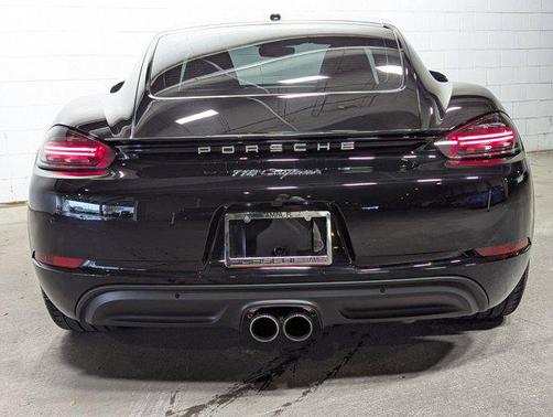 2024 Porsche 718 Cayman 