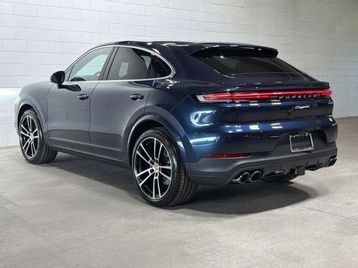 Algarve Blue Metallic 2026 Porsche Cayenne Cayenne