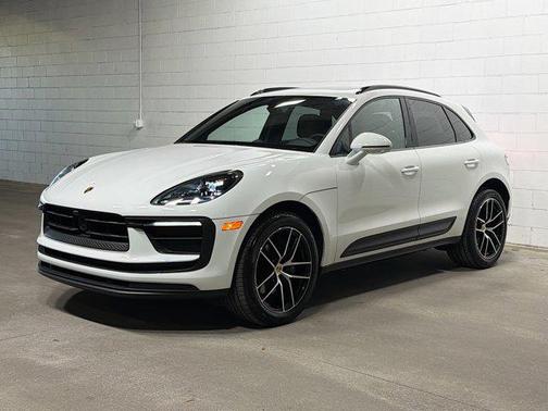 2025 Porsche Macan 