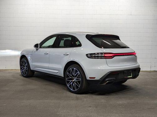 2024 Porsche Macan Base