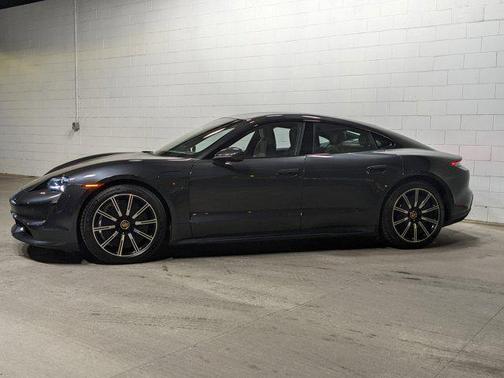 2020 Porsche Taycan Turbo