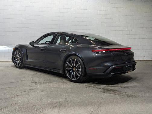 2020 Porsche Taycan Turbo