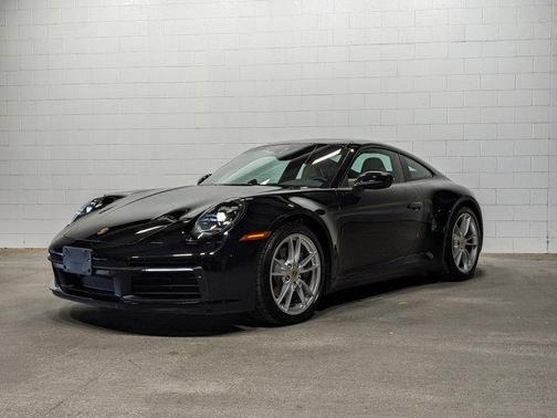 2022 Porsche 911 Carrera