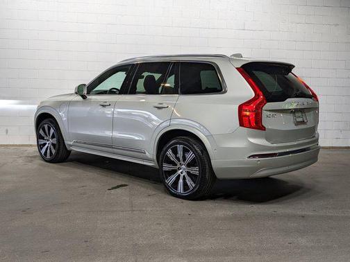 2022 Volvo XC90 Recharge Plug-In Hybrid T8 Inscription 6 Passenger