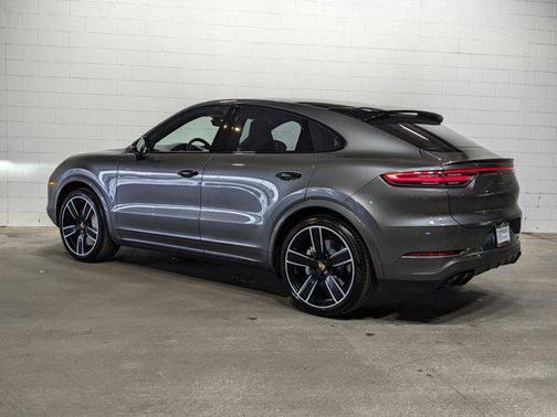 2022 Porsche Cayenne Turbo