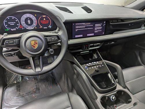 2025 Porsche Cayenne AWD