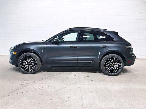 2026 Porsche Macan AWD