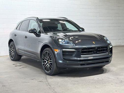2026 Porsche Macan AWD