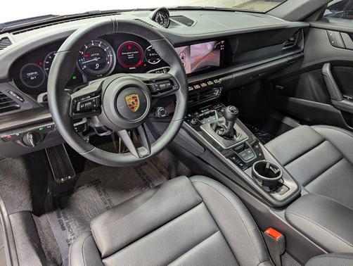 2024 Porsche 911 Carrera GTS
