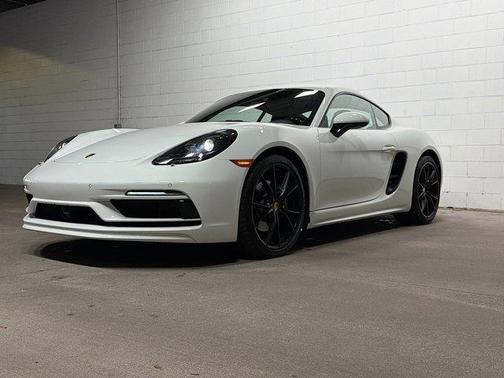 2024 Porsche 718 Cayman 