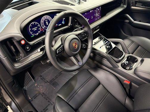 2026 Porsche Cayenne GTS