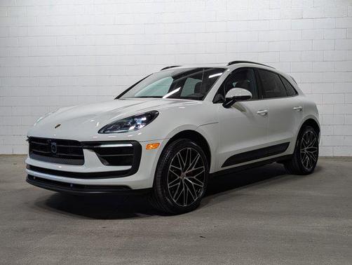 2025 Porsche Macan S