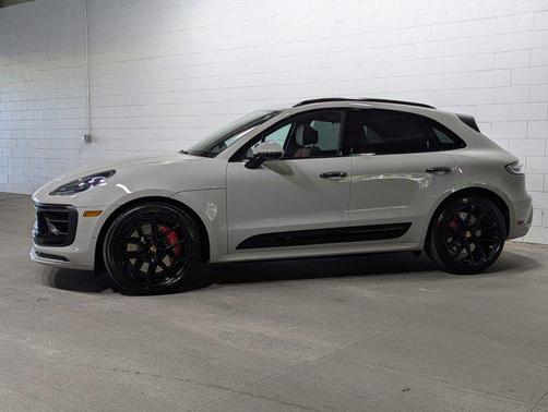 2025 Porsche Macan GTS