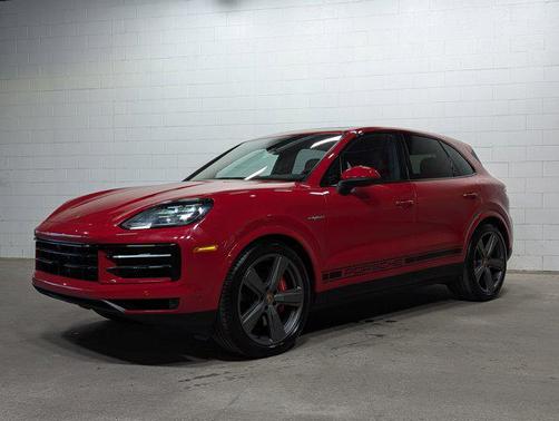 2025 Porsche Cayenne S