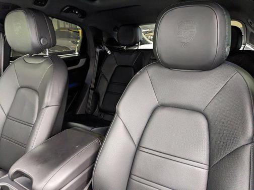 2024 Porsche Cayenne E-Hybrid
