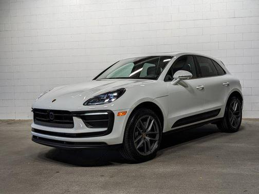2024 Porsche Macan Base