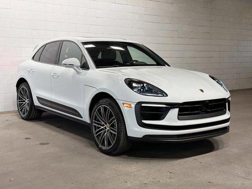 2026 Porsche Macan S