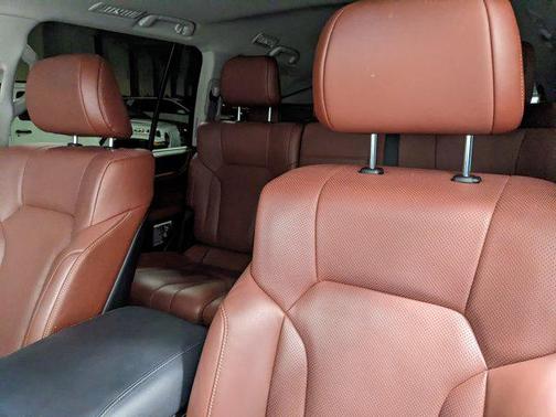 2020 Lexus LX 570 Three-Row
