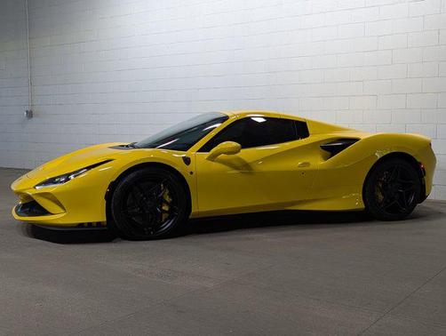 2021 Ferrari F8 Spider Base