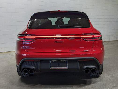 2024 Porsche Macan Base