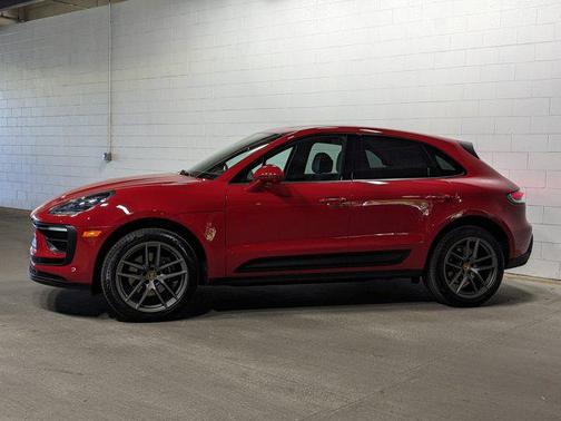 2024 Porsche Macan Base