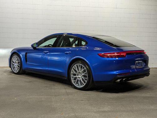 2019 Porsche Panamera 4