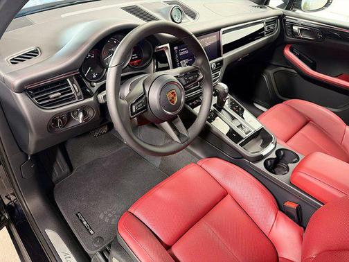 2026 Porsche Macan S