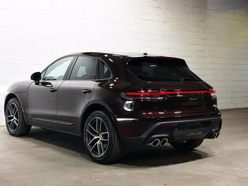 2025 Porsche Macan T