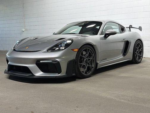 2025 Porsche 718 Cayman GT4 RS