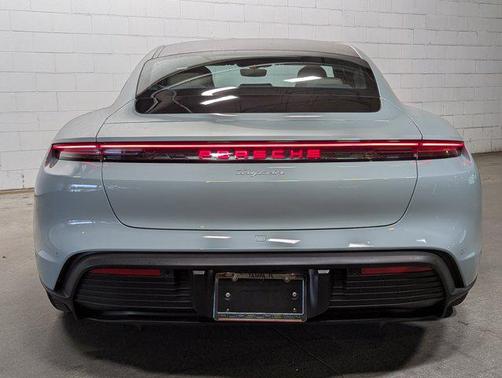 2025 Porsche Taycan 4