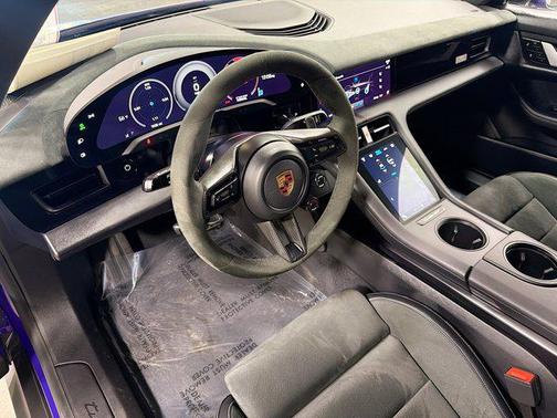 2025 Porsche Taycan Turbo GT