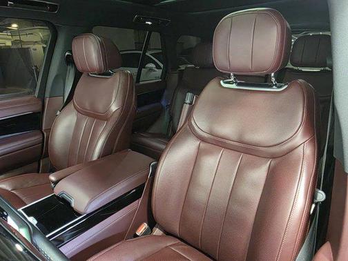 2023 Land Rover Range Rover P530 SE